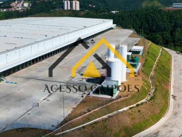 #002 - Galpão para Locação em Cajamar - SP